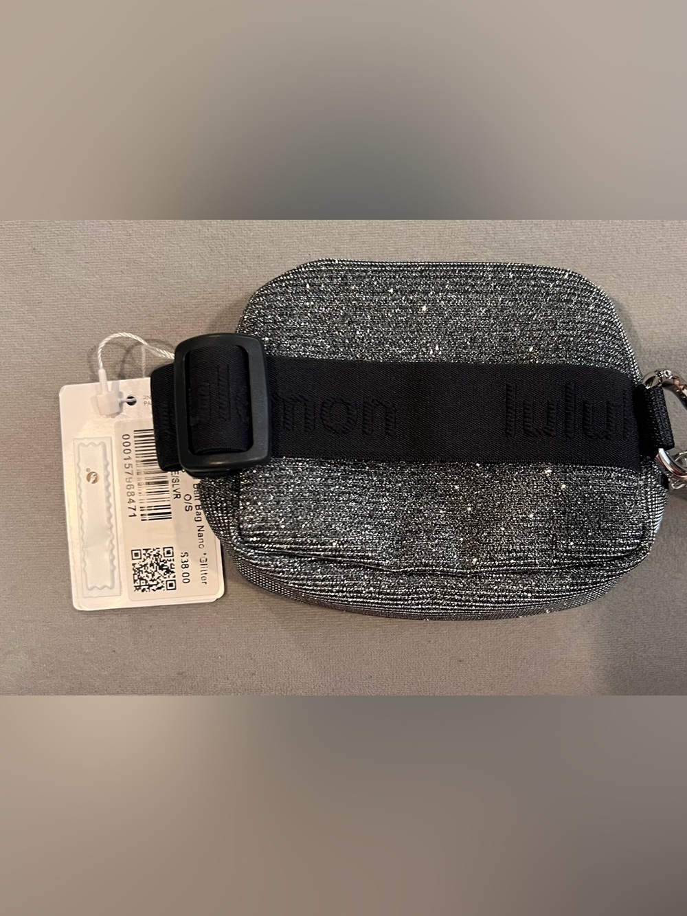 lululemon Everywhere Belt Bag Nano - Glitter - Picture 4 of 5